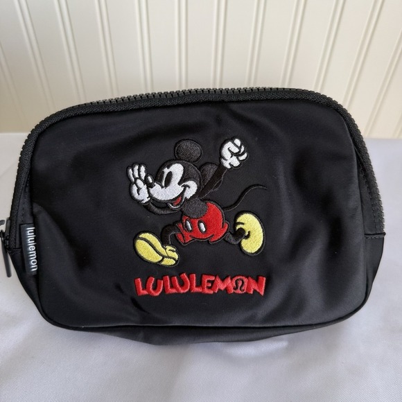 Lululemon Everywhere Belt Bag Womens O/S Black Disney Mickey Mouse Collab main image 6